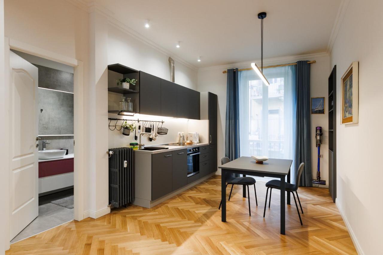 Апартаменты Easy Flat Manin Турин Экстерьер фото